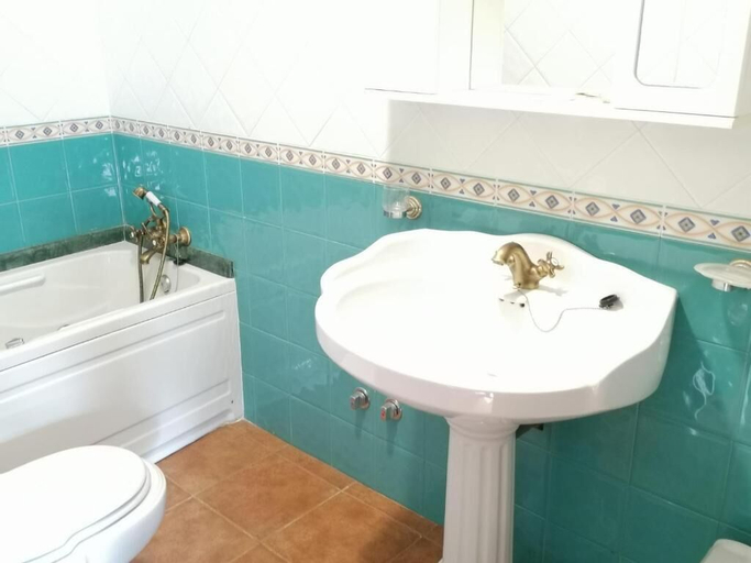 Bathroom, Hello Astur Green, Asturias