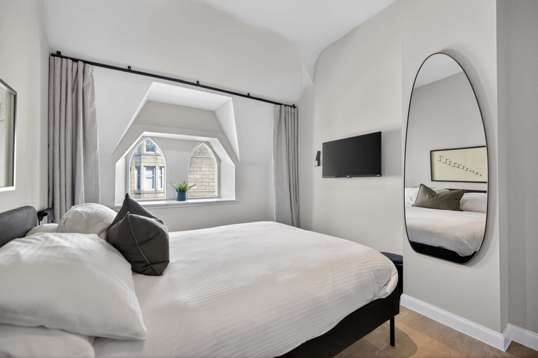 Room 2, Sanctuary Hotel, Aberdeen