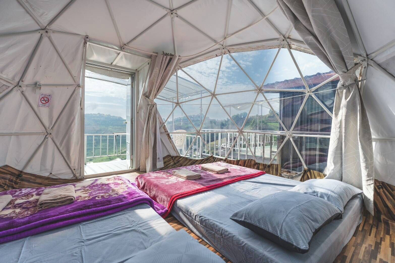Room 2, Mon P Monjam, Mae Rim