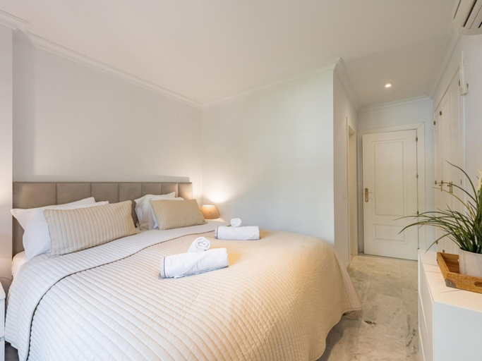 Room 4, Se or o de Aloha in Marbella, Málaga