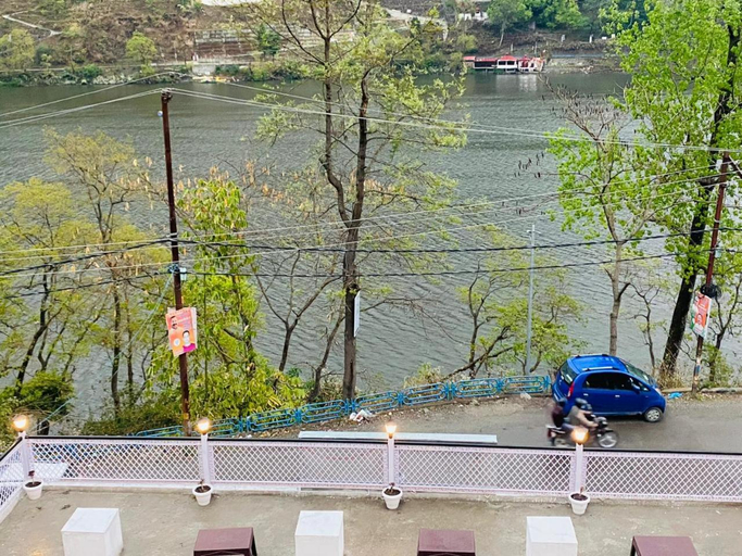 4, The lake house, Nainital