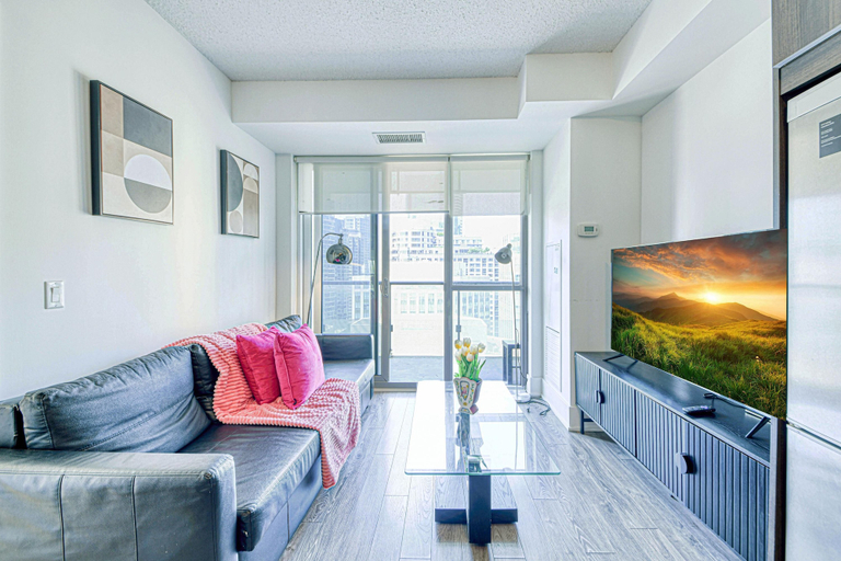Living area 5, Citywell Park Hotel, Toronto
