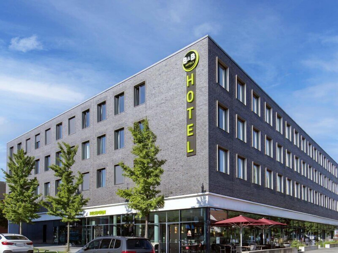 Exterior & Views 2, B&B Hotel München-Trudering, München