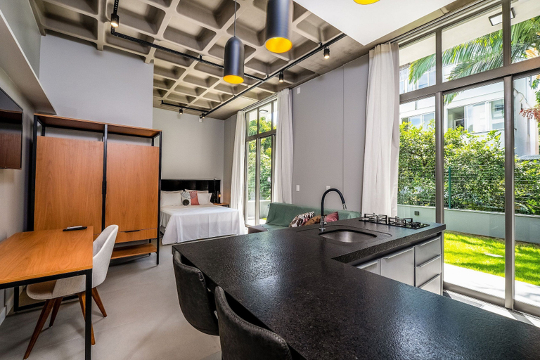 Room 2, Modern Loft Garden 750m From Canas Beach Tps106, Florianopolis
