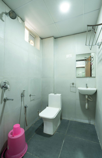 Bathroom, Hotel Marigold Atnest Gachibowli, Hyderabad