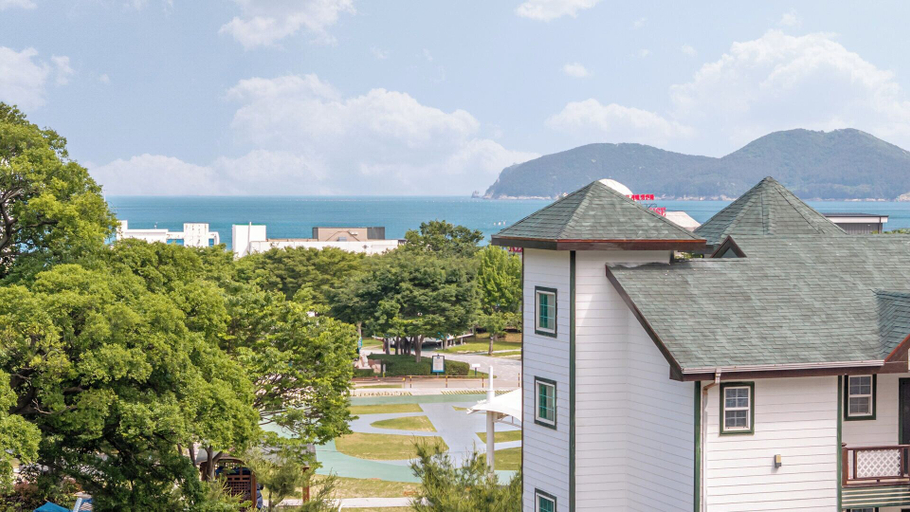 Exterior & Views 5, Geoje Peugeot Gomsol Petfriendly Pension, Geoje