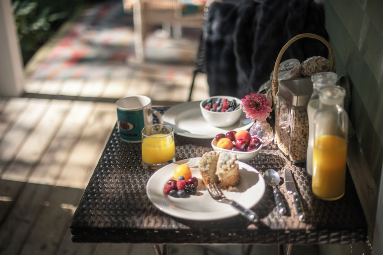 Food & Drinks 5, Hidden Garden Cottages & Suites, Allegan