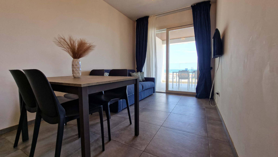 3, Chic Seaview Apartment With Private Terrace, Venezia