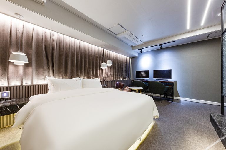 Bedroom 2, Daejeon Yongjeon Belleza Hotel, Dong