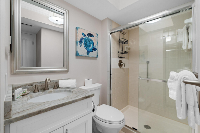 Bathroom 3, Carlos Pointe #213 Paradise Pointe, Lee