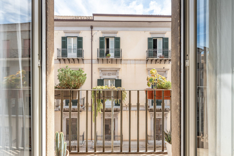 Room 3, S Agostino Apartment w Terrace by Wonderful Italy, Palermo