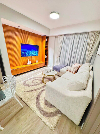 Room 5, The Altura City Haven, Kibra