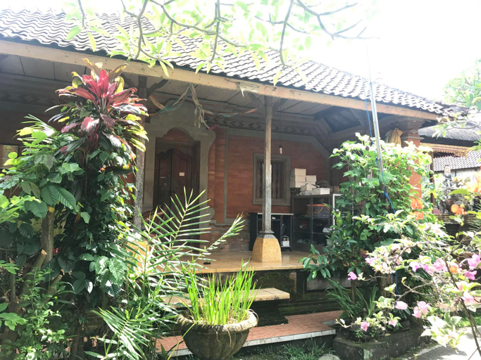 Others 5, Loris Homestay, Gianyar