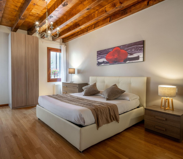 Bedroom 3, Herion Palace Apt 5 by Wonderful Italy, Venezia
