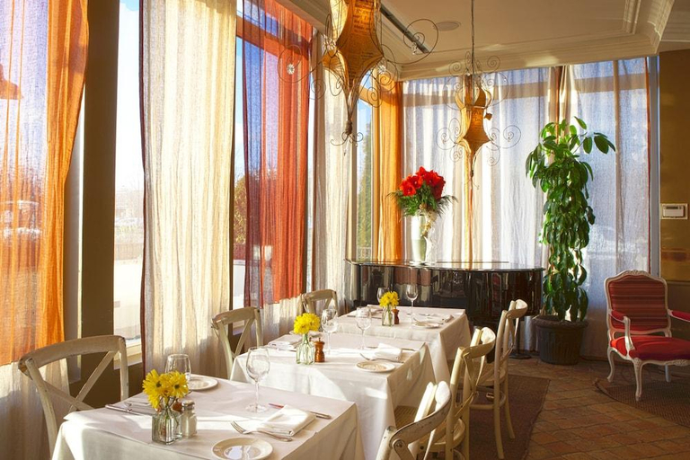 Food & Drinks 5, Delamar Greenwich Harbor, Fairfield