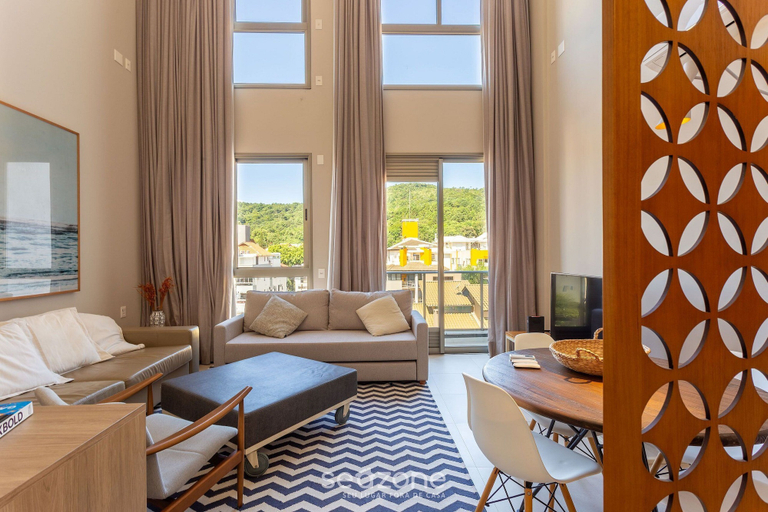 Living area 2, Duplex w Rooftop Pool 350m From the Beach Elu0311, Florianopolis