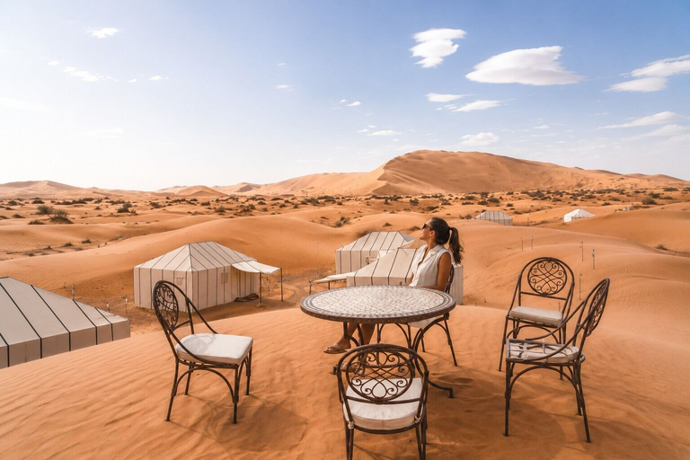Outdoor dining, Elegance Luxury Camp, Errachidia