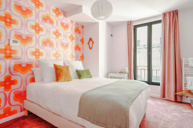 Bedroom 4, Le Charmant, Seine-Saint-Denis