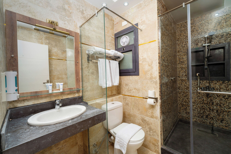 Bathroom 4, Aqua Fun Resort, Al-Ghurdaqah