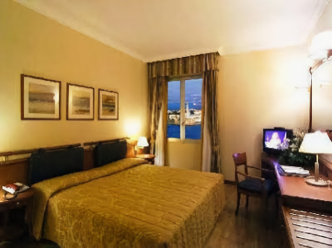 Bedroom 3, Jolly Dello Stretto Palace Hotel, Messina