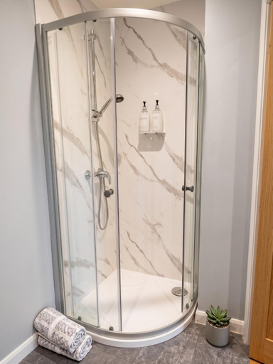Bathroom, Islington stay comfy rooms, London