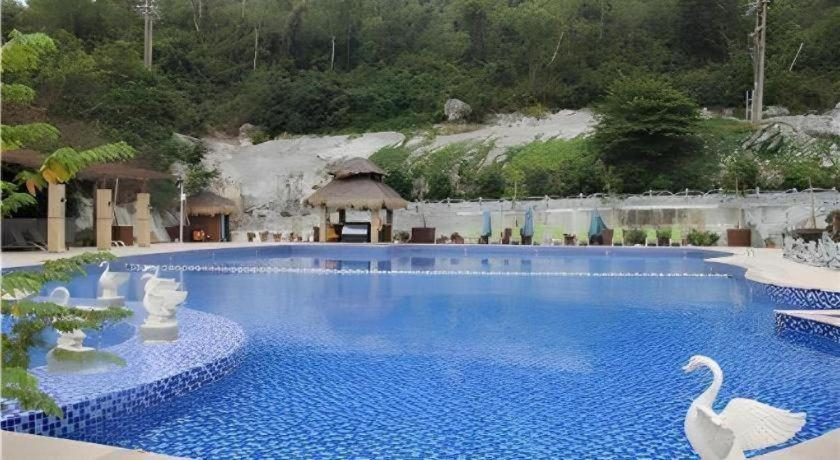 Sport & Beauty 2, Grand Metro Park Bay Hotel, Sanya