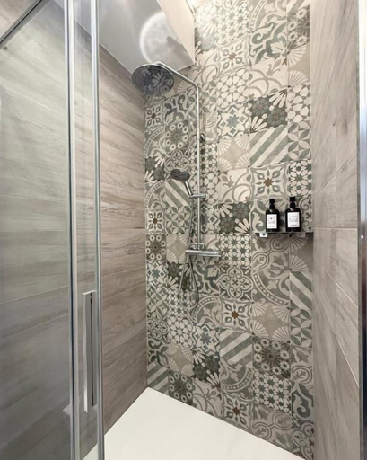 Bathroom 4, Calema holiday apartments, Cagliari