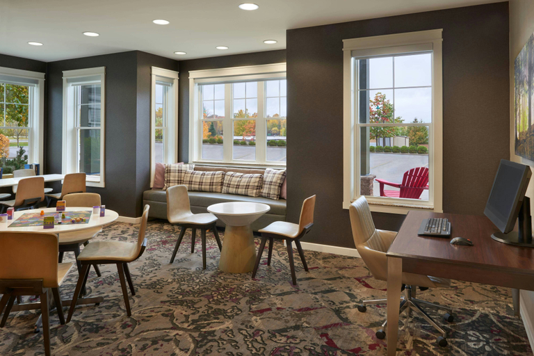 Food & Drinks 5, Residence Inn by Marriott Gravenhurst Muskoka Wharf, Muskoka