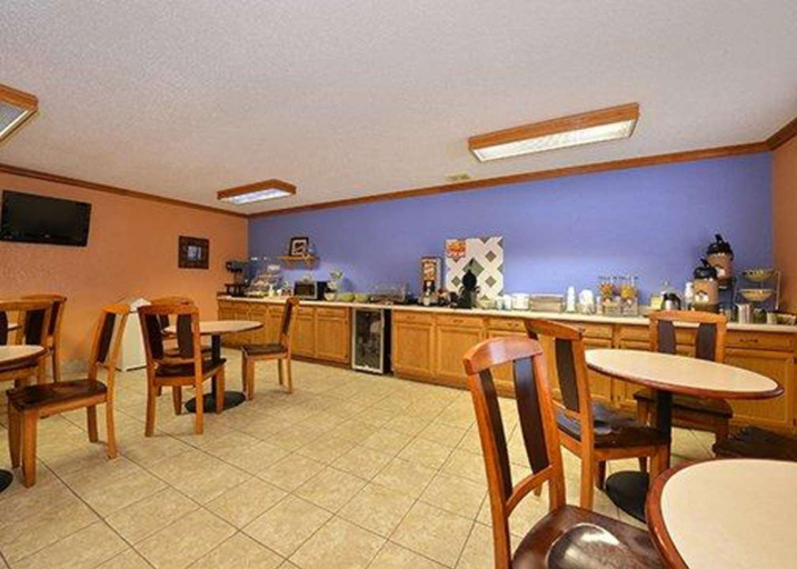 Food & Drinks 4, Quality Inn & Suites Grinnell near University, Poweshiek