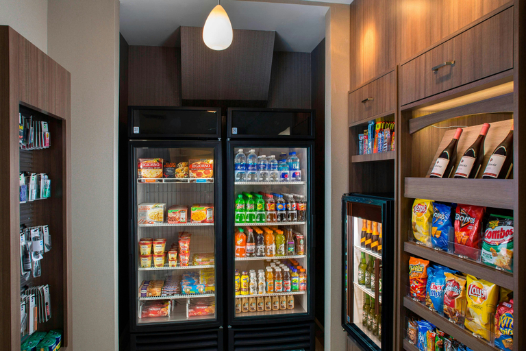 Food & Drinks 5, Residence Inn New Orleans Metairie, Jefferson