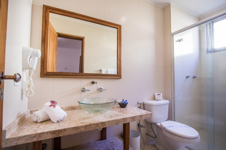 Bathroom 5, La Torre Resort, Porto Seguro