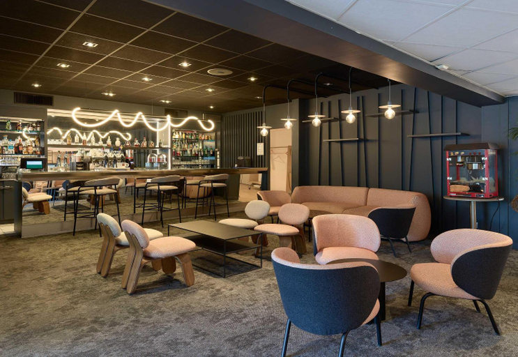 Food & Drinks 3, B&B HOTEL Cergy Port 4 etoiles, Val-d'Oise