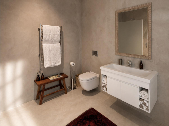 Bathroom 2, Blix Inn Guesthouse, Cape Winelands