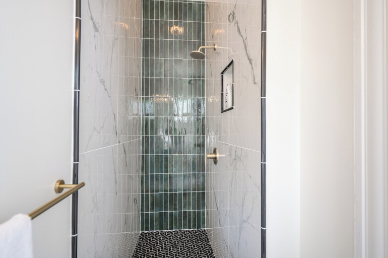 Bathroom 3, The Historic John H Dickman House, Kenton