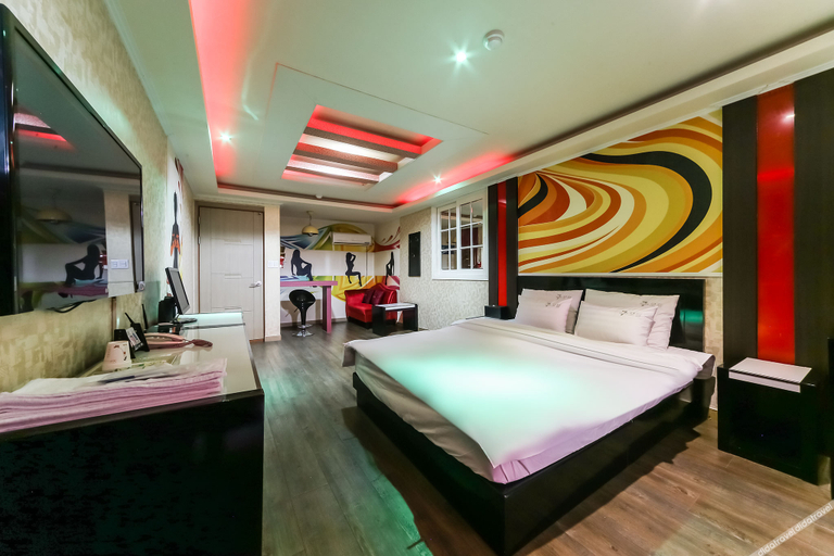 Bedroom 4, Dal-Dong Ulsan 7 (Seven), Jung