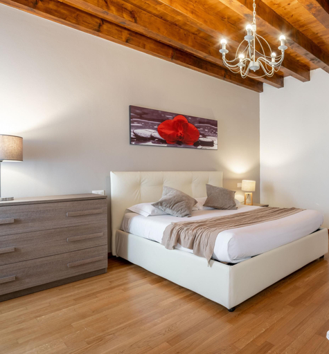 Bedroom 2, Herion Palace Apt 5 by Wonderful Italy, Venezia