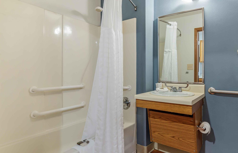 Bathroom 4, Extended Stay America Select Suites - Fayetteville - West, Cumberland
