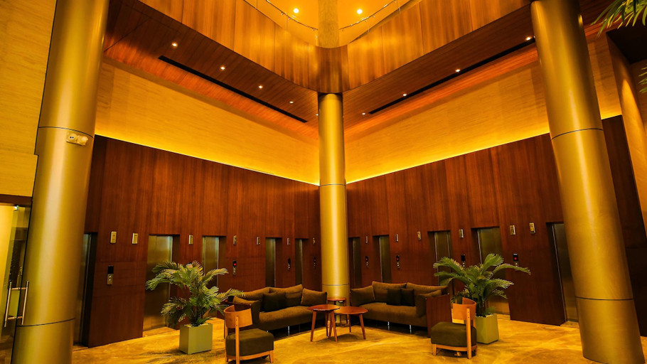 Public Area 4, Weekend Address, Surat
