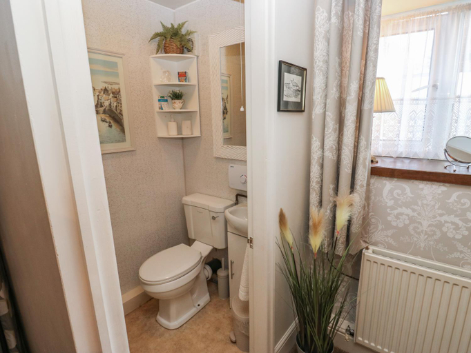 Bathroom, Prospect Cottage, Calderdale