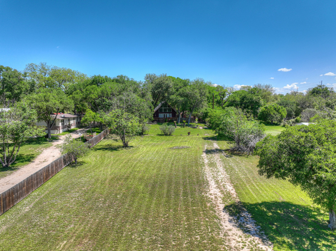 Property grounds 3, Gettin' Guada Loopy With Hot Tub & Riverfront, Guadalupe