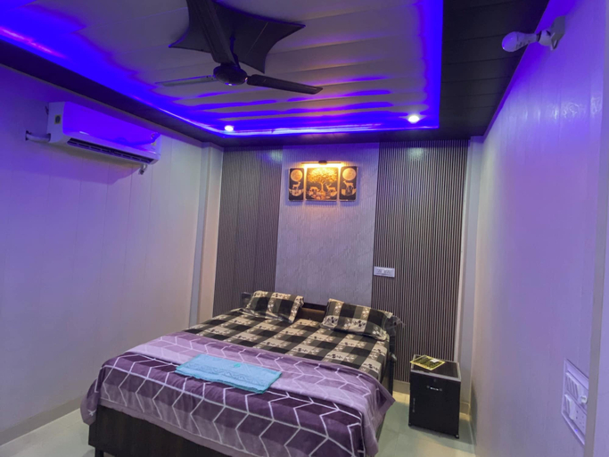 Room 4, Samrat Hotel, Sonipat