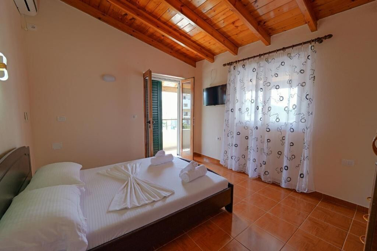 Bedroom 2, Vila Xhovani, Sarandës