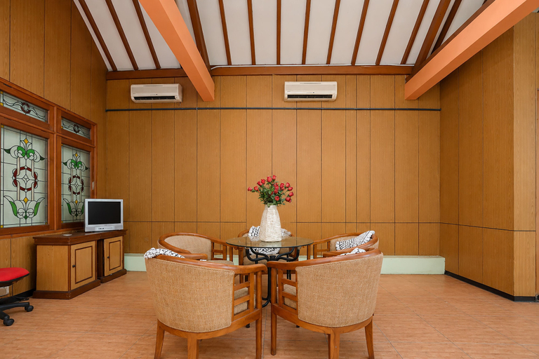 Reception 2, OYO 95170 Purnama Baru Syariah, Blitar