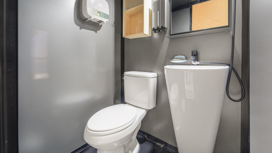 Bathroom 4, Goseong Bluebeach Pension&glamping, Goseong