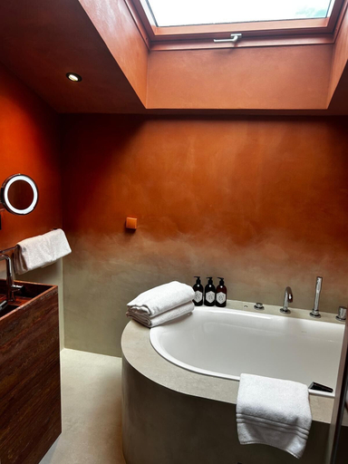 Bathroom 5, Hôtel Le Mathurin, Paris