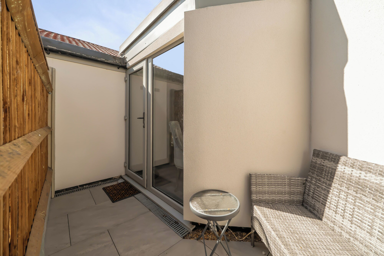Terrace/patio 3, Annexe Bungalow, Sleeps 2 Maximum - Parking,garden, Norfolk
