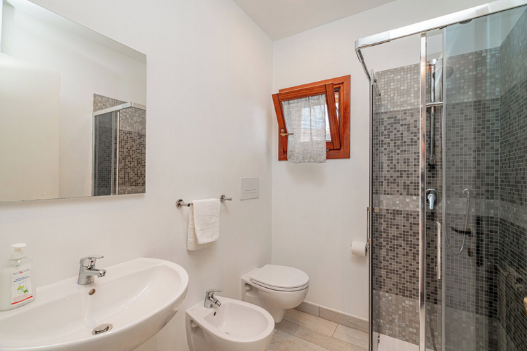 Bathroom 3, Studio's Pavese, Olbia-Tempio