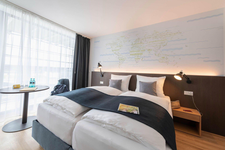 Bedroom 3, JUFA Hotel Hamburg HafenCity, Hamburg
