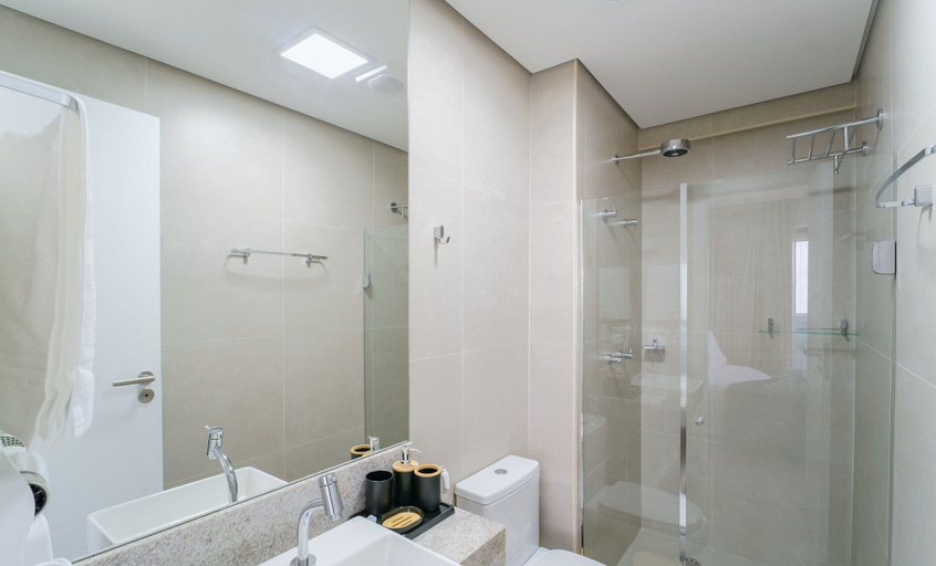 Bathroom, Seafront apt in Ondina, With Balcony - Bca2004, Salvador