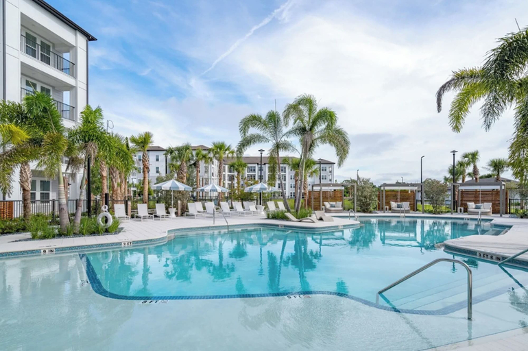 Primary image, Landing Beautiful 1bd, Gym, Clubhouse, Charlotte